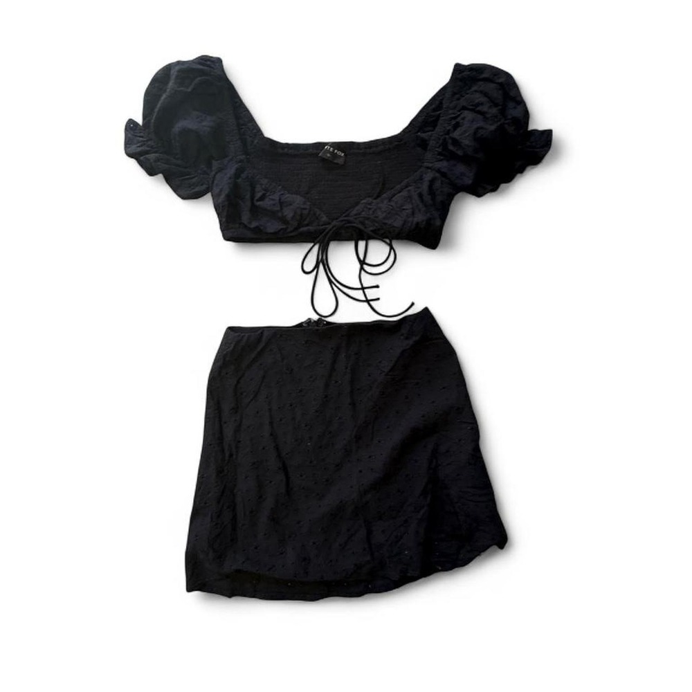 White Fox Black Eyelet Two Piece Set Size Small Puff Sleeve Crop Top Mini Skirt